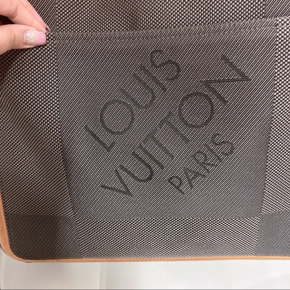 LOUIS VUITTON LIMITED Messager bag - RARE HARD TO FIND - Picture 15 of 17
